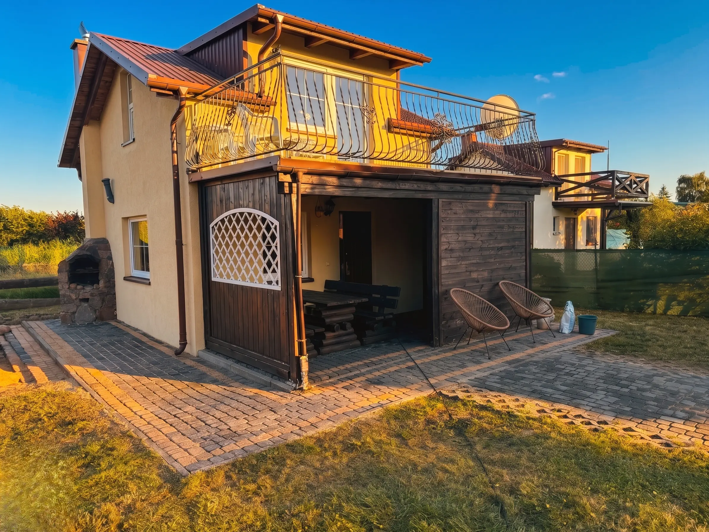 Domek murowany exterior